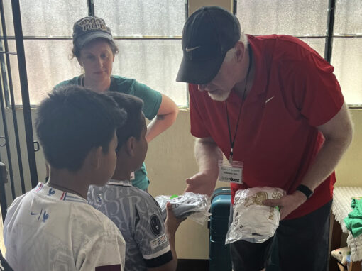 Gift of Play in Barrio de la Cruz, Guatemala